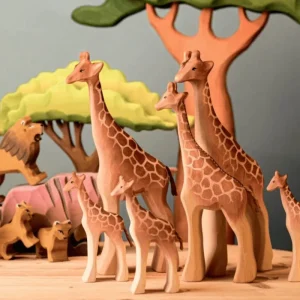 Bumbu // Giraffe Calf> Safari Theme | Small World Play
