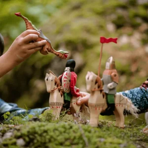 Bumbu // Wooden Dragon> For 5+ Year Olds | For 4+ Year Olds