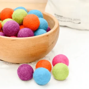 Tara Treasures Felt Balls 3cm> Small World Play