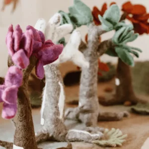 Tara Treasures Felt Seasonal Tree // Autumn> Farm & Barnyard Theme | Small World Play