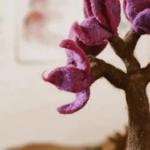 Tara Treasures Felt Seasonal Tree // Spring> Farm & Barnyard Theme | Small World Play