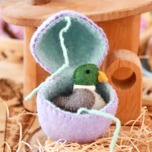 Tara Treasures Felt Surprise Egg - Duck Inside> Small World Play