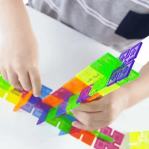 Guidecraft // Interlox Squares - 96 pc. set> For 3+ Year Olds | For 2+ Year Olds