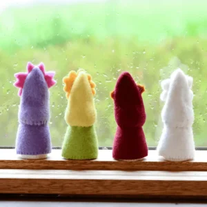 Tara Treasures Peg Dolls Set -Seasons> Small World Play