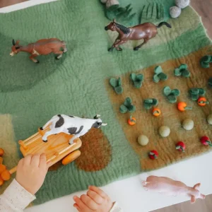 Tara Treasures Play Mat // Farm (Large)> For 5+ Year Olds | For 4+ Year Olds