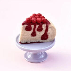 Tara Treasures // Felt Boysenberry Cake> Food Play