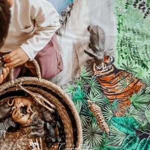 Wonderie // Deep in the jungle Play Cloth> Safari Theme