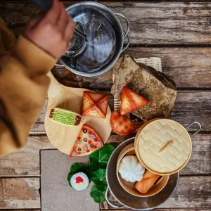 Yellow Door // Foods Of The World> Sensory Play | Food Play